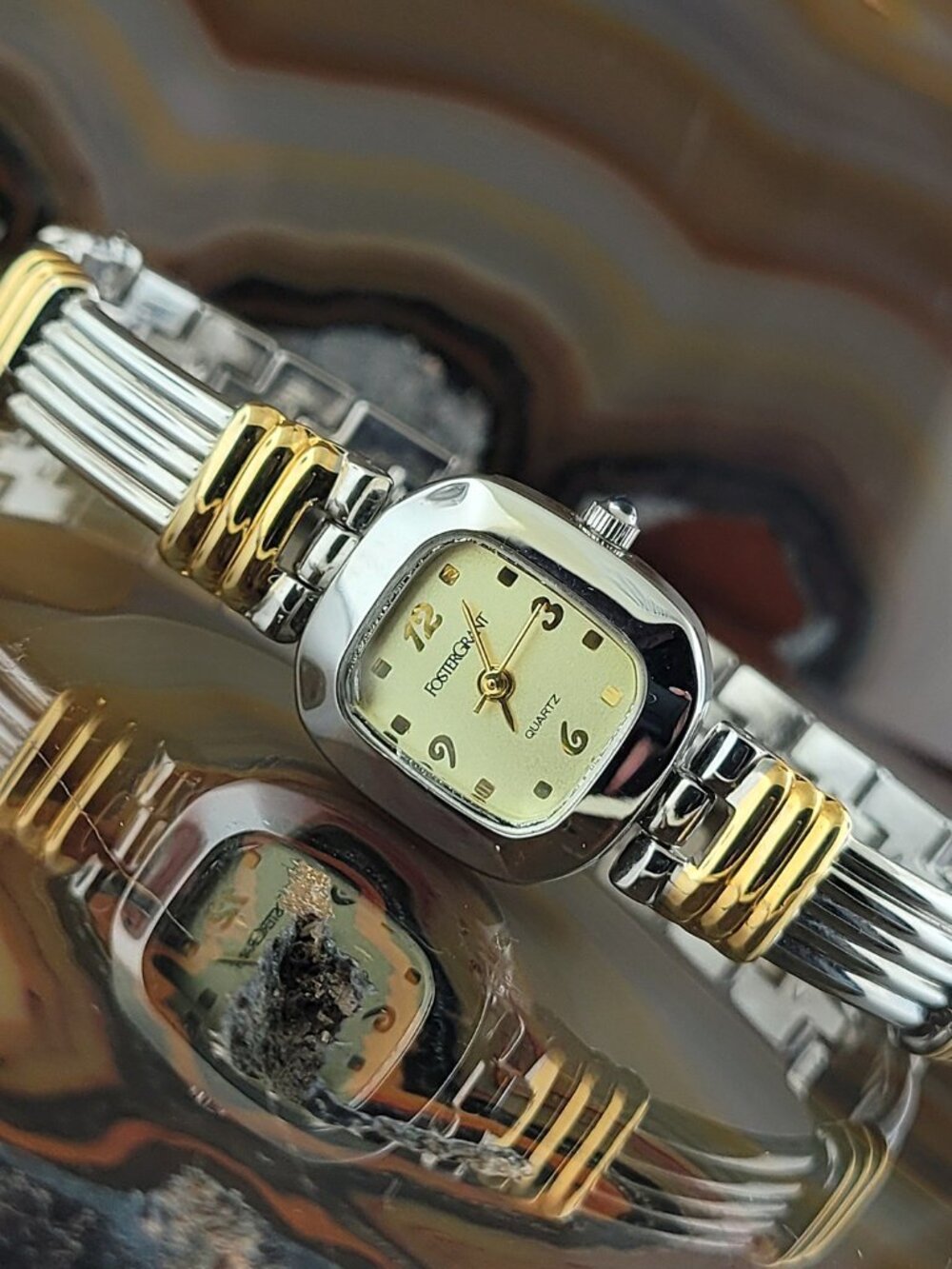 New Vintage Womens Foster Grant Watch FS212 Japan Movement
